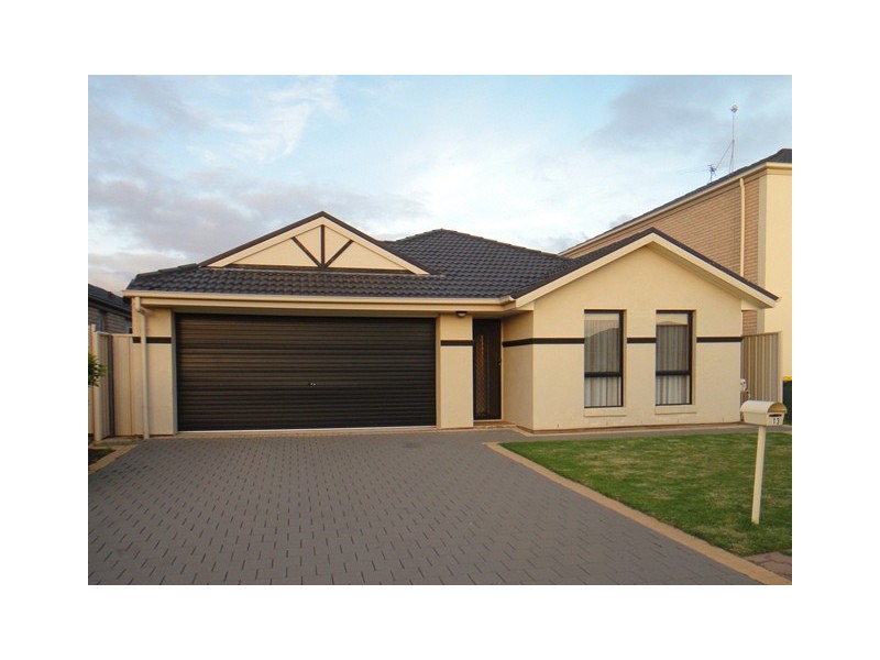 13 Airdrie Avenue, Parafield Gardens SA 5107