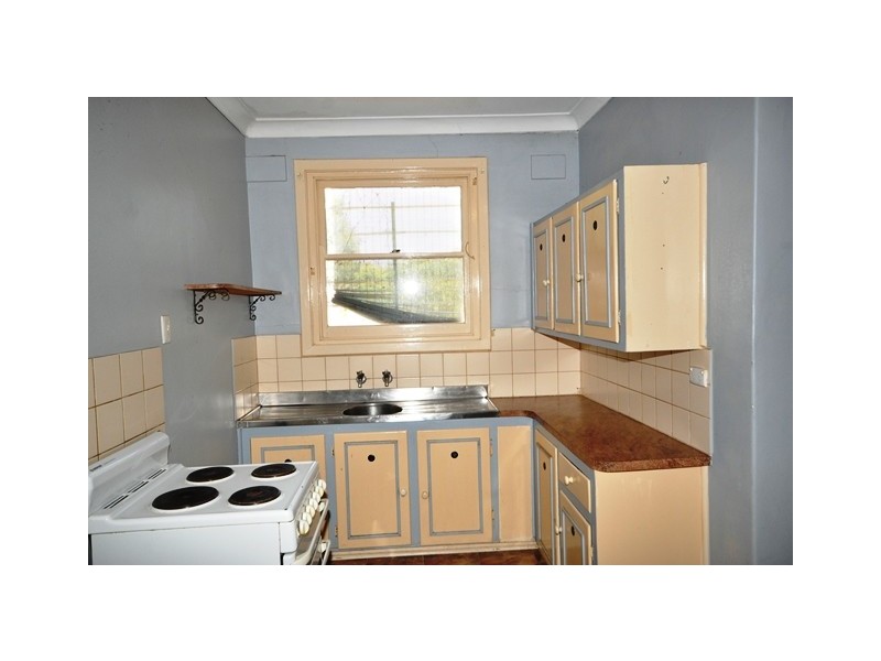 10 Sampson Street, Elizabeth Grove SA 5112