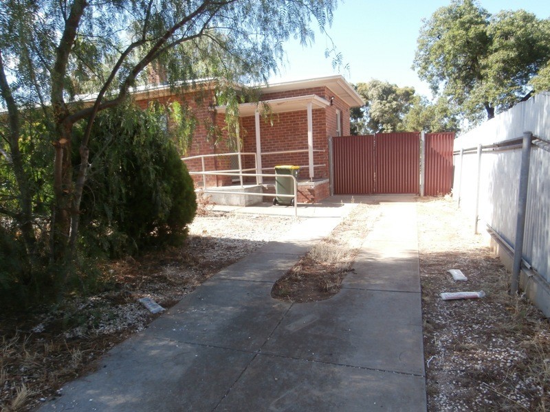 22 Midlow Road, Elizabeth Downs SA 5113