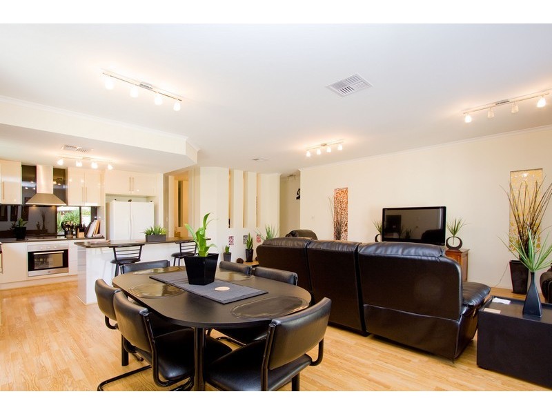 18 Berno Court, Parafield Gardens SA 5107