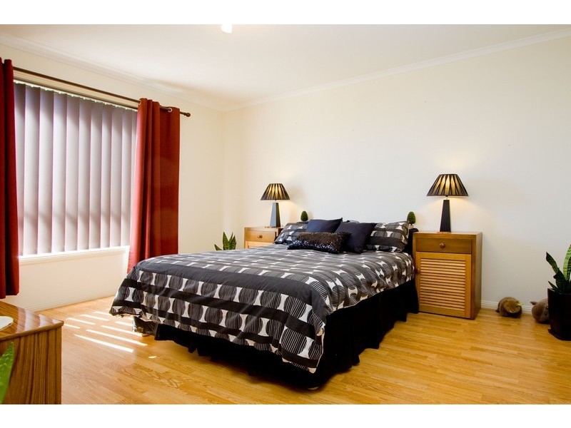 18 Berno Court, Parafield Gardens SA 5107