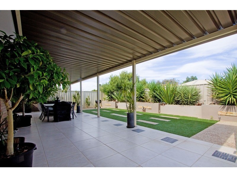 18 Berno Court, Parafield Gardens SA 5107