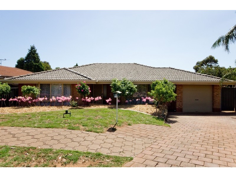 12 Carriage Way, Gulfview Heights SA 5096