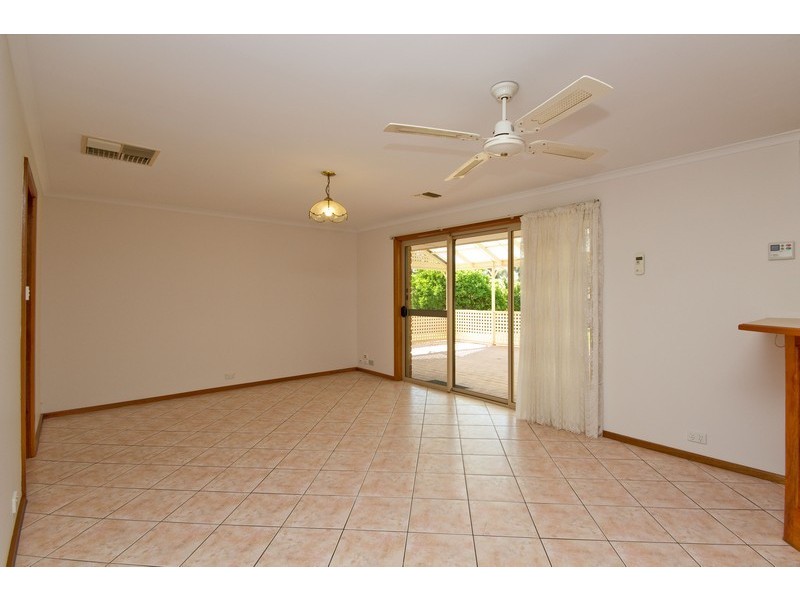 12 Carriage Way, Gulfview Heights SA 5096