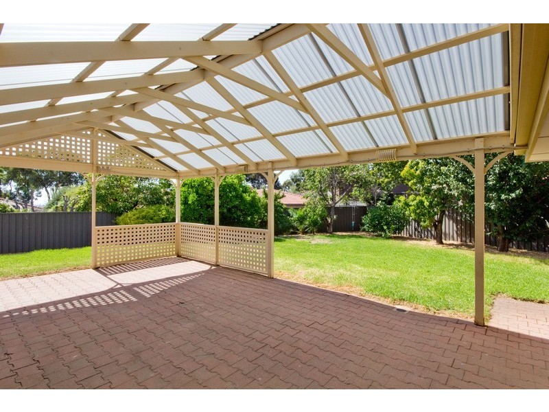 12 Carriage Way, Gulfview Heights SA 5096
