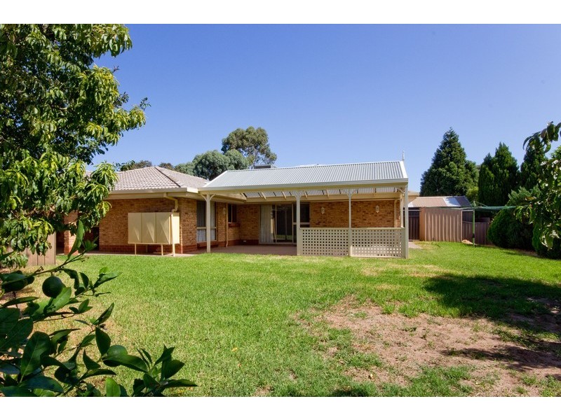 12 Carriage Way, Gulfview Heights SA 5096