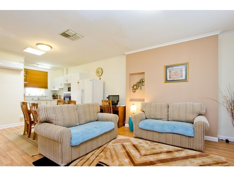 39 Hogarth Road, Elizabeth South SA 5112
