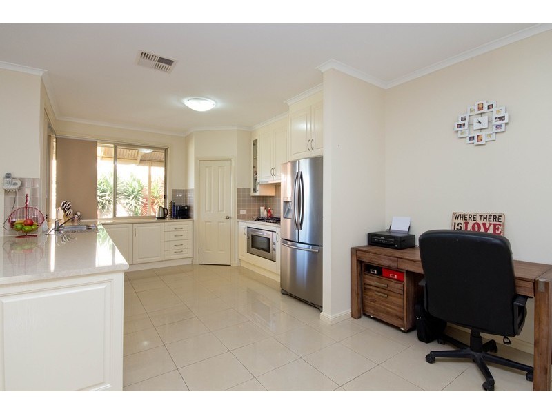 141 President Ave, Andrews Farm SA 5114