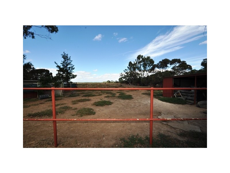 198 Dawkins Road, Lewiston SA 5501