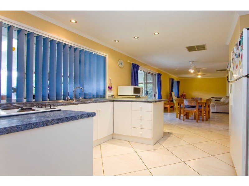 6 Waratah Drive, Blakeview SA 5114