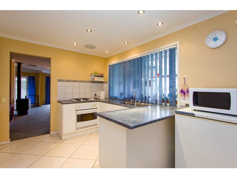 6 Waratah Drive, Blakeview SA 5114