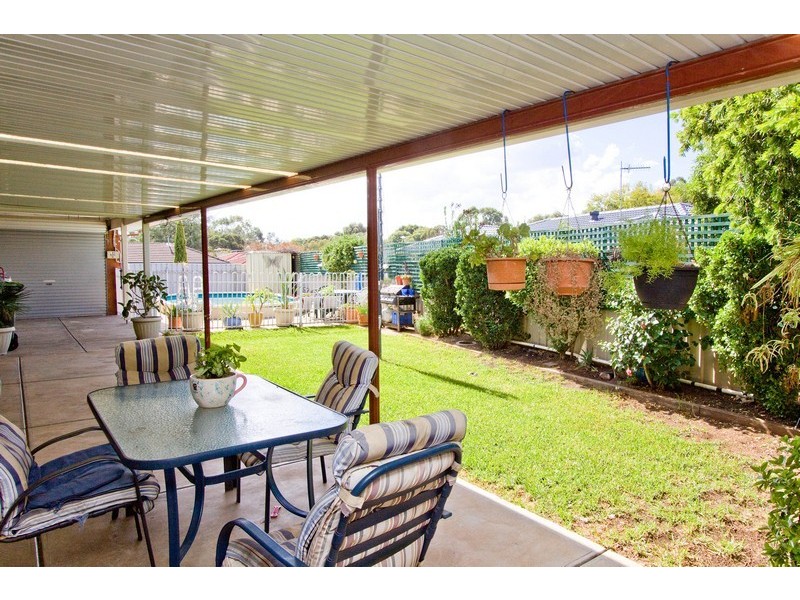 6 Waratah Drive, Blakeview SA 5114