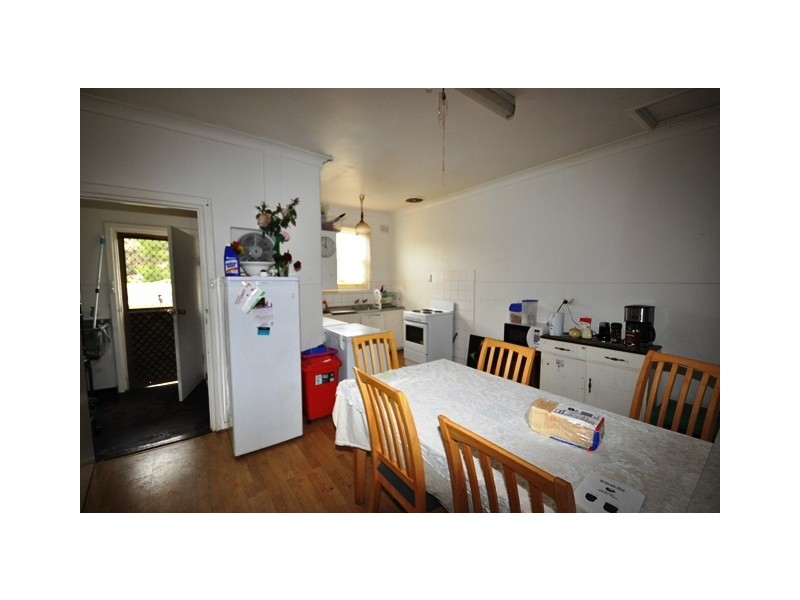 19 Durdin Road, Elizabeth Vale SA 5112