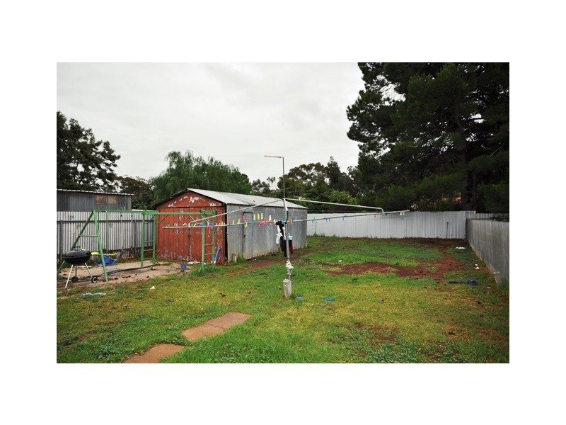 19 Durdin Road, Elizabeth Vale SA 5112