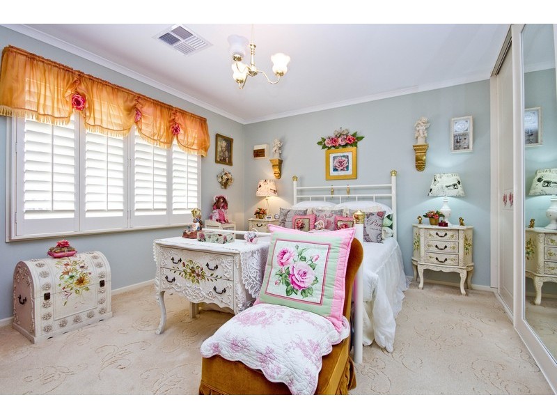 16 Teal Crescent, Thompson Beach SA 5501