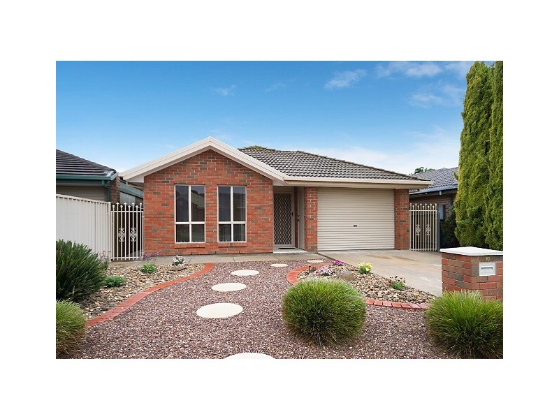 10 Liepin Close, Andrews Farm SA 5114