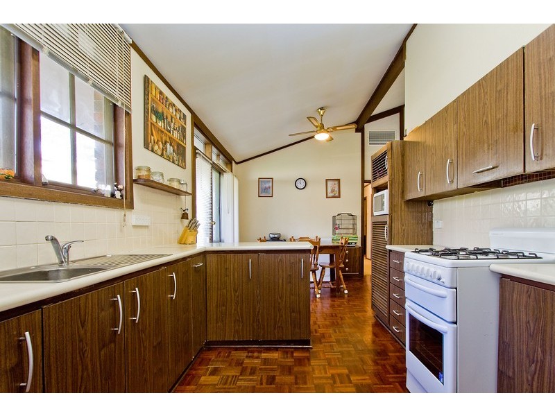 17 Edward Crescent, Evanston Park SA 5116