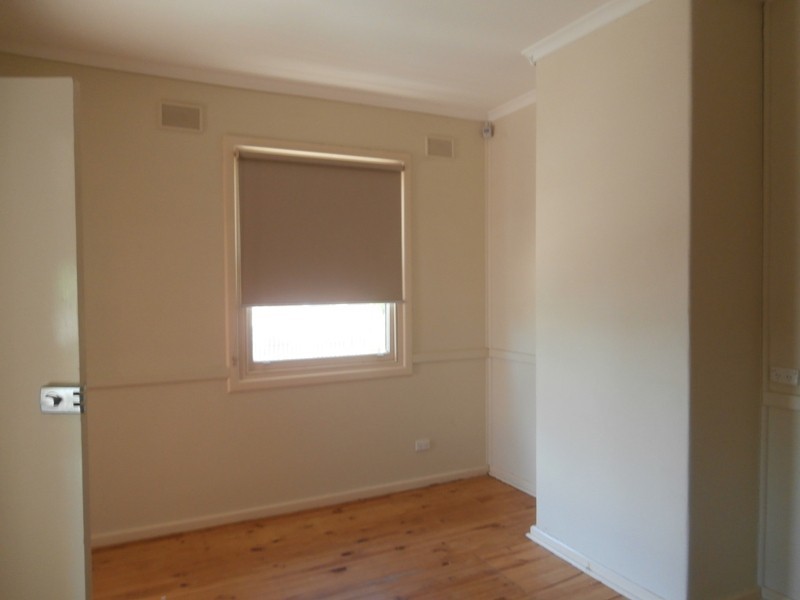 22 Midlow Road, Elizabeth Downs SA 5113