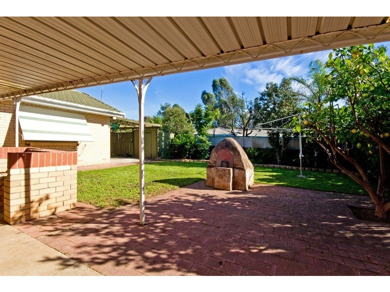 9 Trueman Avenue, Salisbury East SA 5109