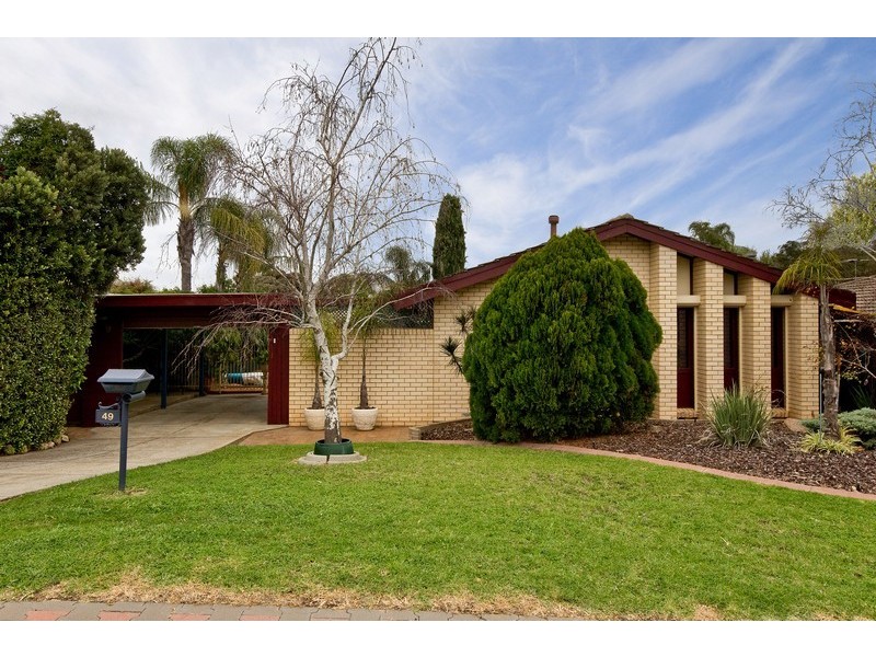 49 De Sassenay Crescent, Modbury Heights SA 5092