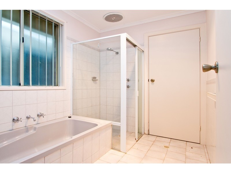 8 Satinwood Close, Greenwith SA 5125