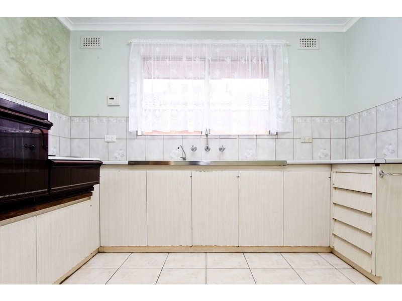 36 The Strand, Brahma Lodge SA 5109