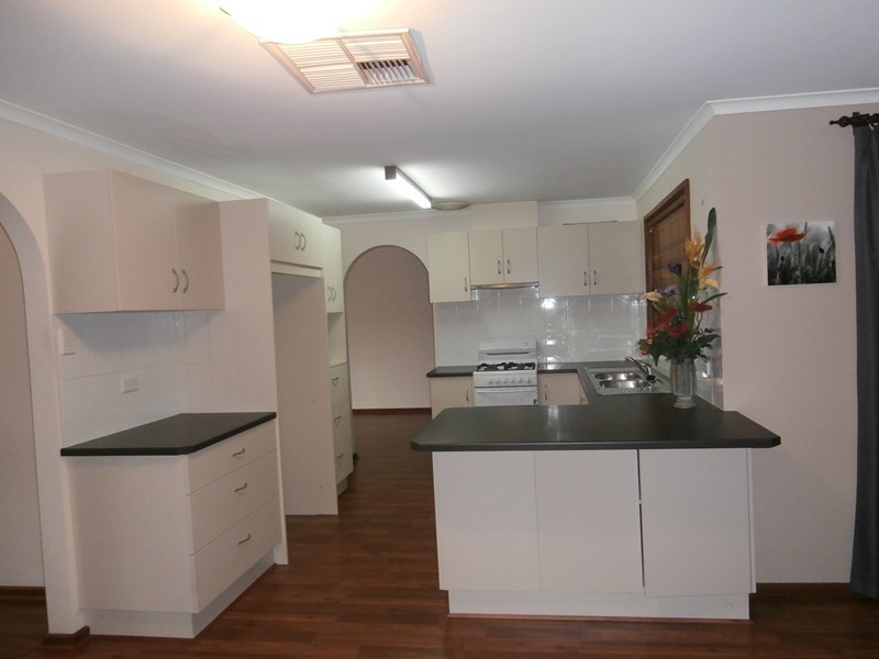 16 Japonica Crescent, Parafield Gardens SA 5107