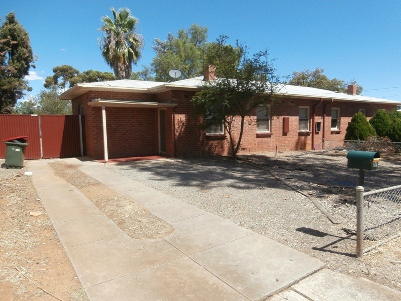 24 Midlow Road, Elizabeth Downs SA 5113