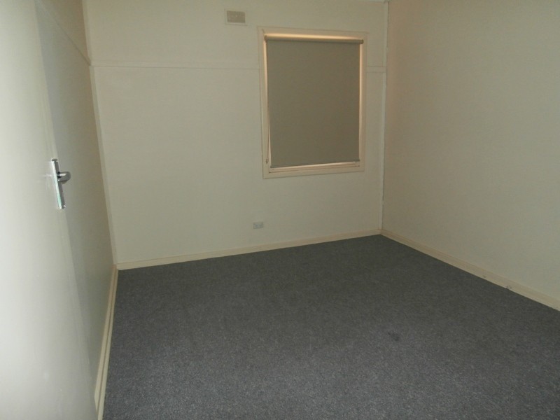 24 Midlow Road, Elizabeth Downs SA 5113