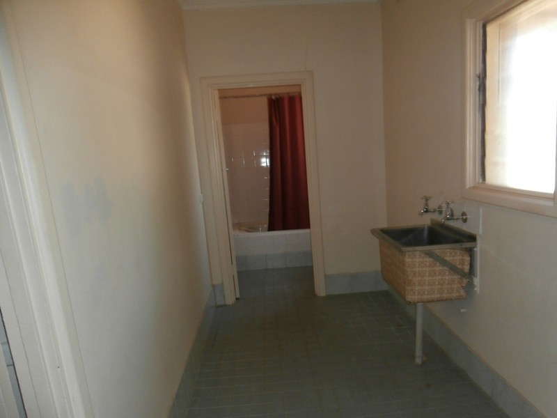 24 Midlow Road, Elizabeth Downs SA 5113