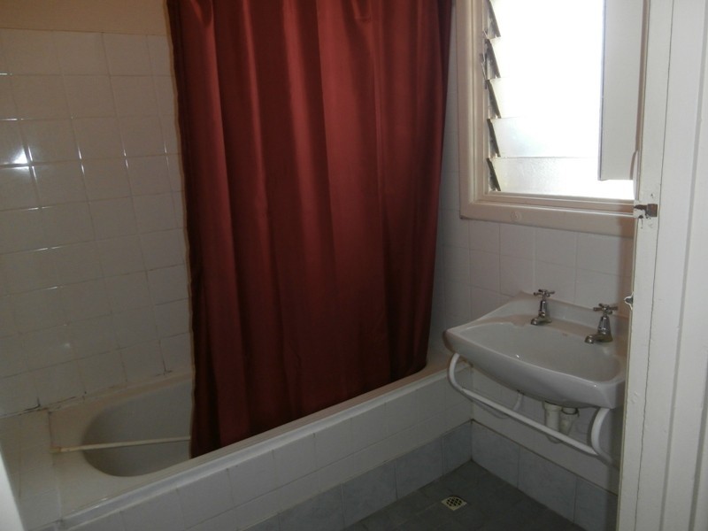 24 Midlow Road, Elizabeth Downs SA 5113