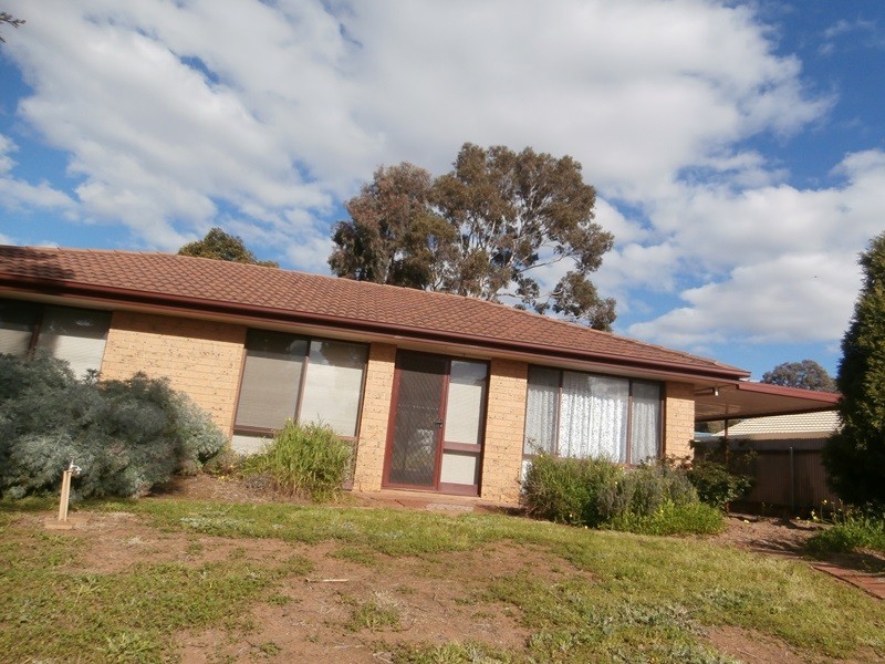 62 Damian Drive, Salisbury Heights SA 5109