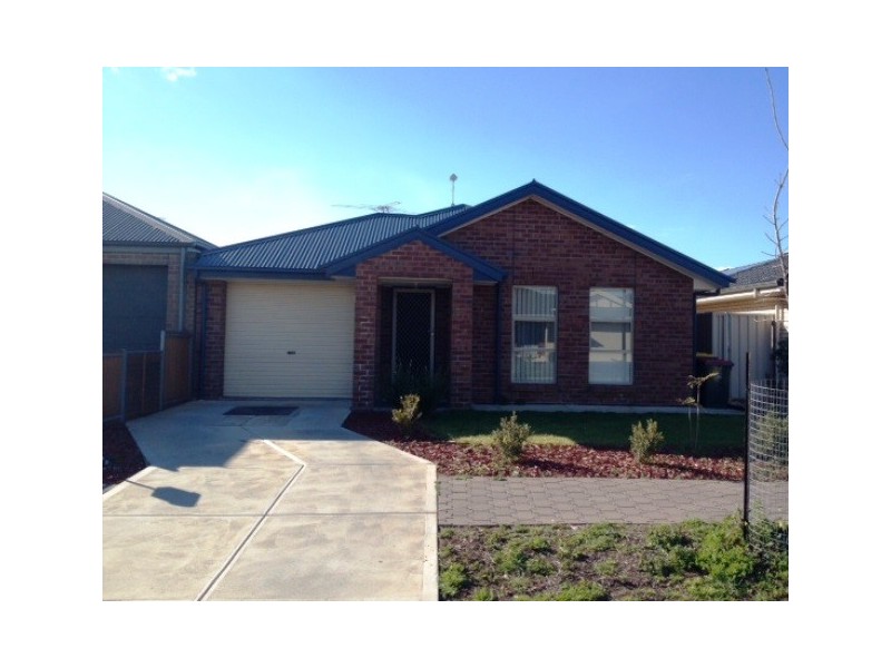 12 Wood Street, Parafield Gardens SA 5107