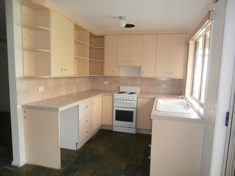 16 Sanctuary Walk, Blakeview SA 5114