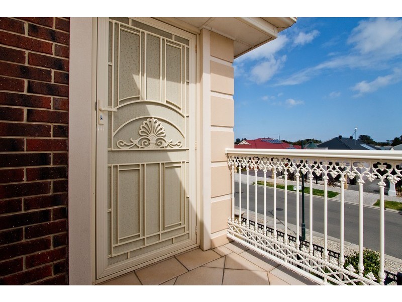 77 Sanctuary Drive, Mawson Lakes SA 5095