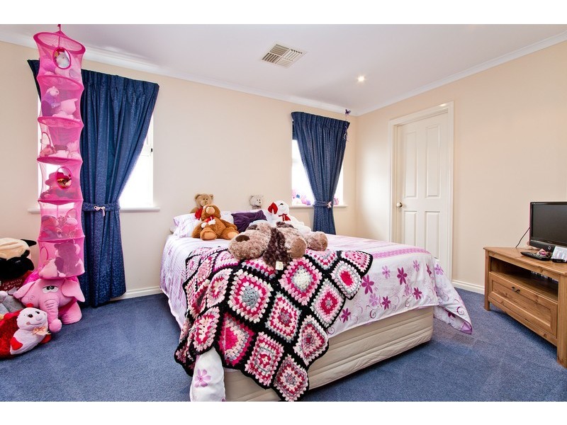 77 Sanctuary Drive, Mawson Lakes SA 5095