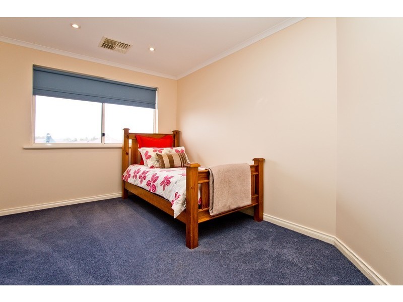 77 Sanctuary Drive, Mawson Lakes SA 5095