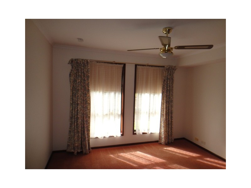 6 Anthony Drive, Hillbank SA 5112