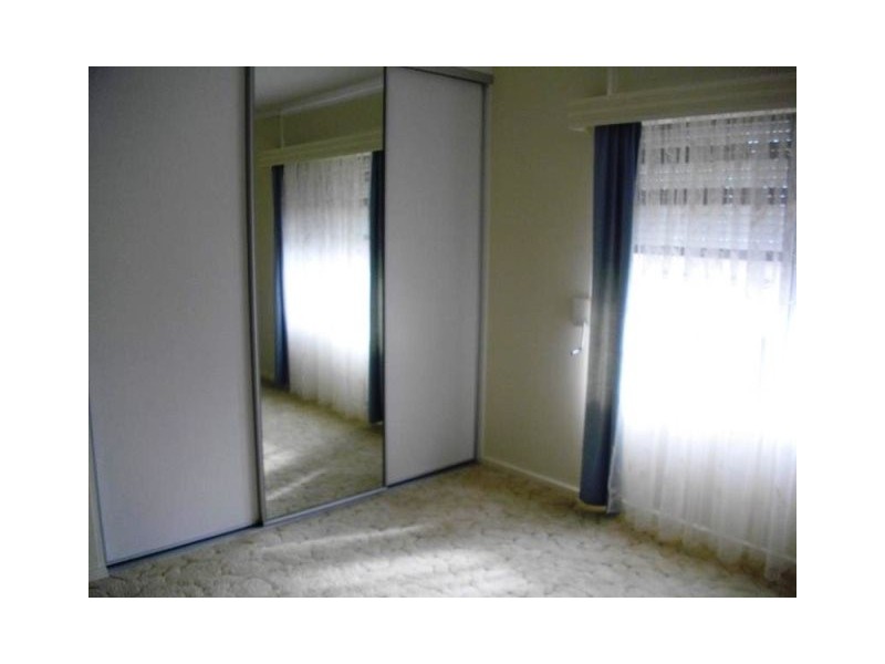 13 Yulinda Terrace, Para Hills SA 5096