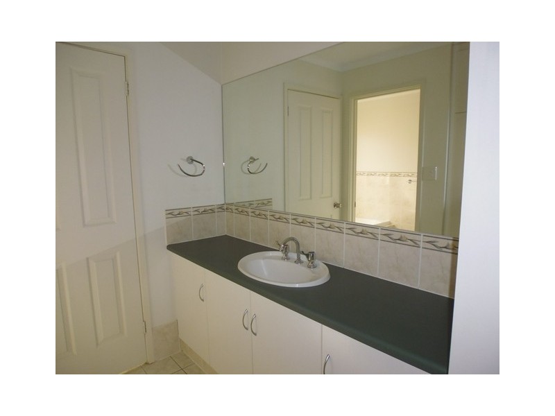 16 Heathpool Street, Burton SA 5110