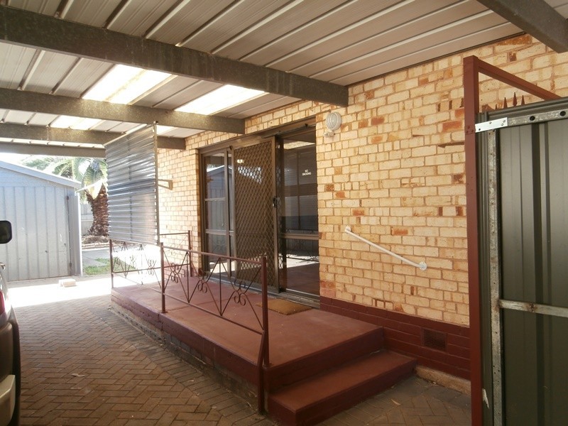 3 Tidcombe Street, Elizabeth Vale SA 5112