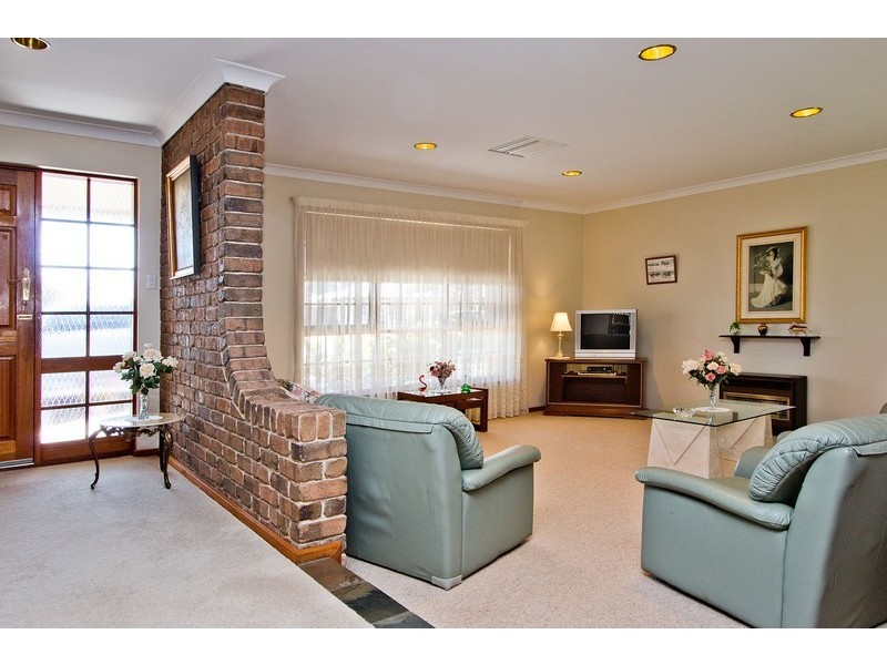 7 Alabar Crescent, Globe Derby Park SA 5110