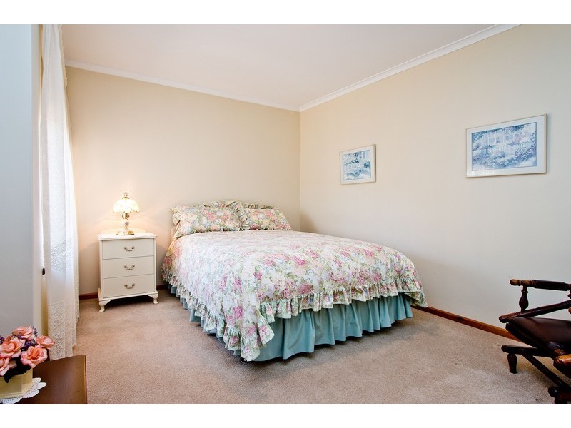 7 Alabar Crescent, Globe Derby Park SA 5110