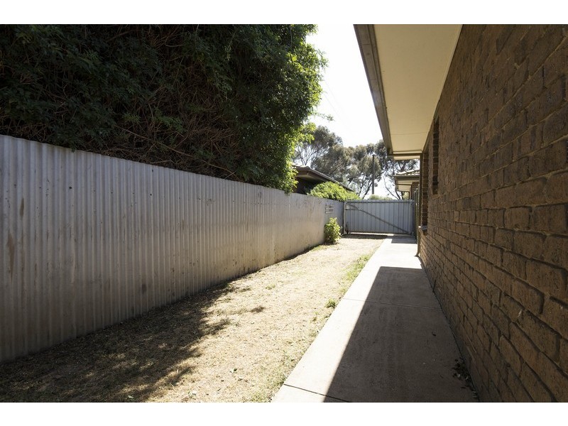7 Alabar Crescent, Globe Derby Park SA 5110