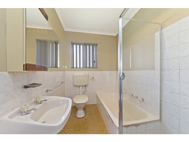 2/11 Meath Avenue, Salisbury Downs SA 5108