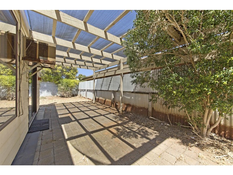 2/11 Meath Avenue, Salisbury Downs SA 5108