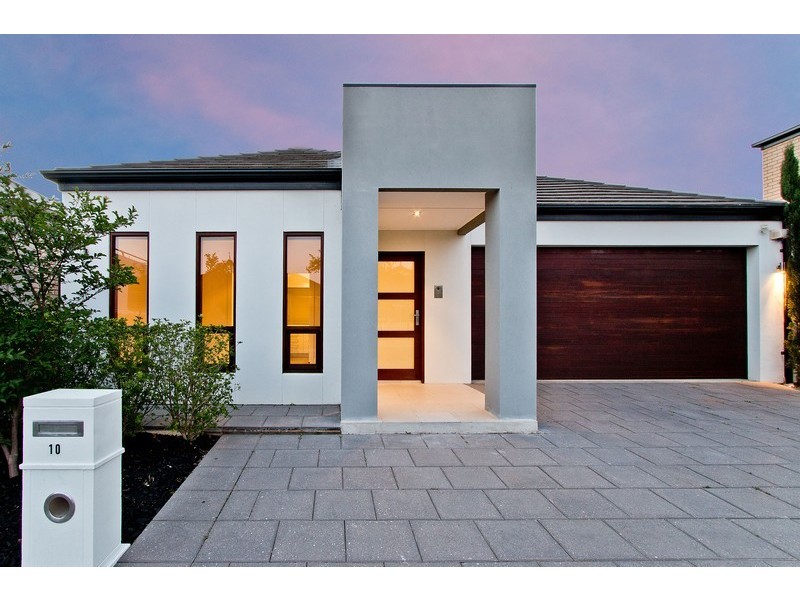 10 Pillie Crescent, Mawson Lakes SA 5095
