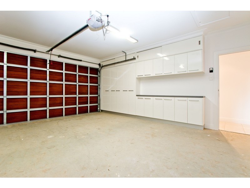 10 Pillie Crescent, Mawson Lakes SA 5095