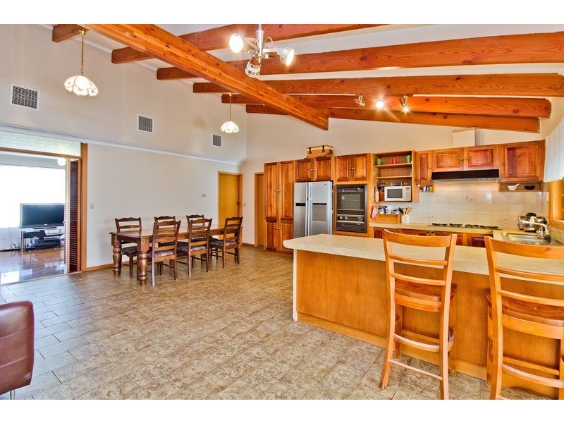 16 Norwich Road, Salisbury East SA 5109