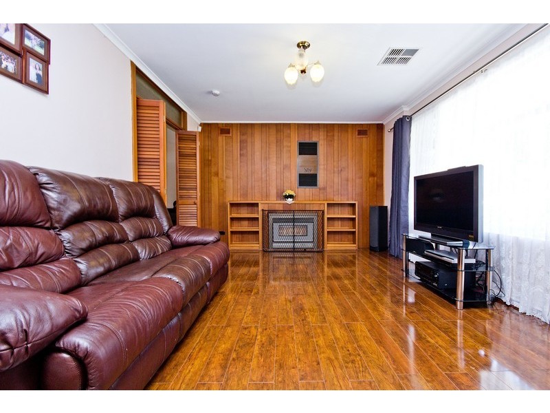 16 Norwich Road, Salisbury East SA 5109